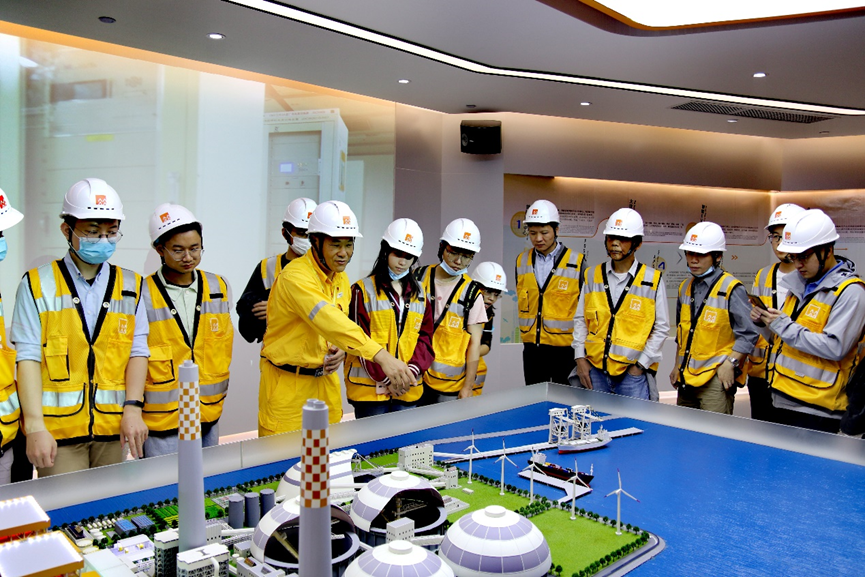 活动第一站是位于海丰县的华润电力(海丰)有限公司